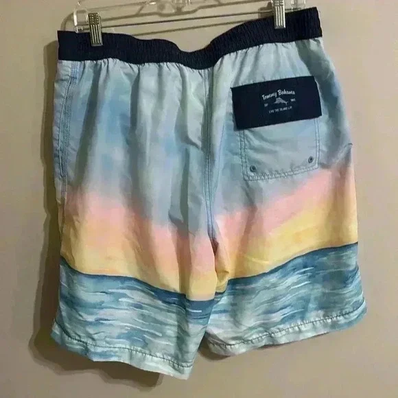 Tommy Bahama Swim Trunks Size L - Picture 2 of 4